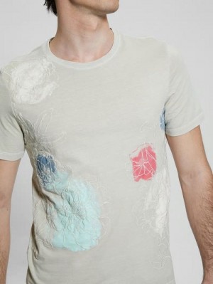 Guess Eco Crewneck Flower Tee Albi | GUESS-SN30522