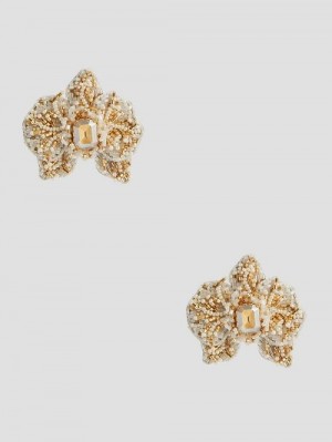 Guess Gold-Tone and White Beaded Orchid Stud Earring Aurii | GUESS-SN30293