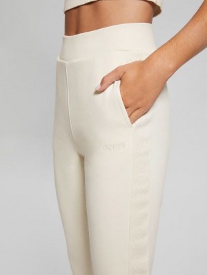 Guess Stacie Logo-Tape Joggers Albi | GUESS-SN28439