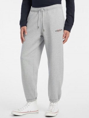 Guess Traditional Joggers Gri | GUESS-SN31511