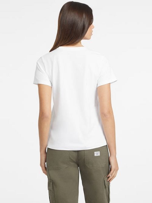 Guess Classic Mini Triangle Tee Albi | GUESS-SN27189