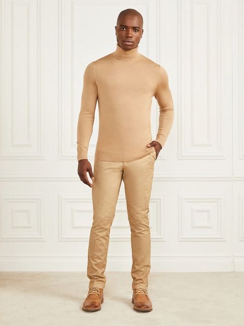 Guess Eco Hugh Easy Chino Pant Maro | GUESS-SN31382