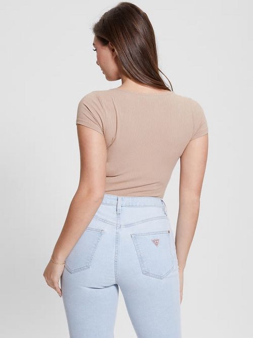 Guess Eco Karlee Henley Tee Bej | GUESS-SN27420