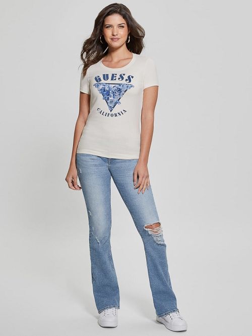Guess Eco Roses Triangle Logo Tee Albi | GUESS-SN27617