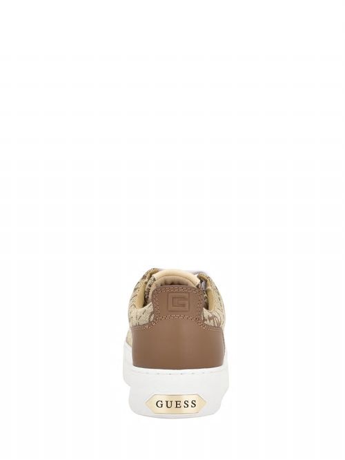 Guess Giaa Logo Print Low-Top Sneakers Maro | GUESS-SN29506