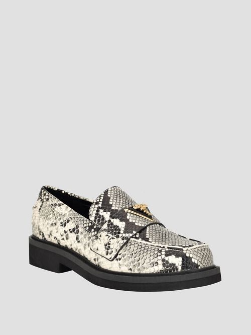 Guess Shatha Triangle Loafers Negrii | GUESS-SN29874