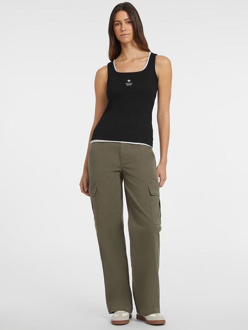 Guess Slim Embroidered Star Tank Negrii | GUESS-SN27179