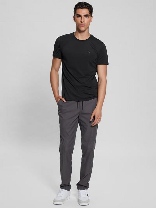 Guess Tech-Stretch Patch Tee Negrii | GUESS-SN30626