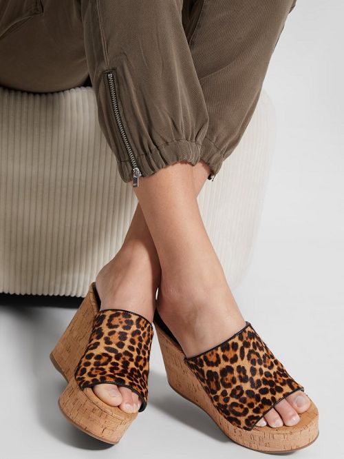 Guess Yenise Wedge Sandals Maro | GUESS-SN29659